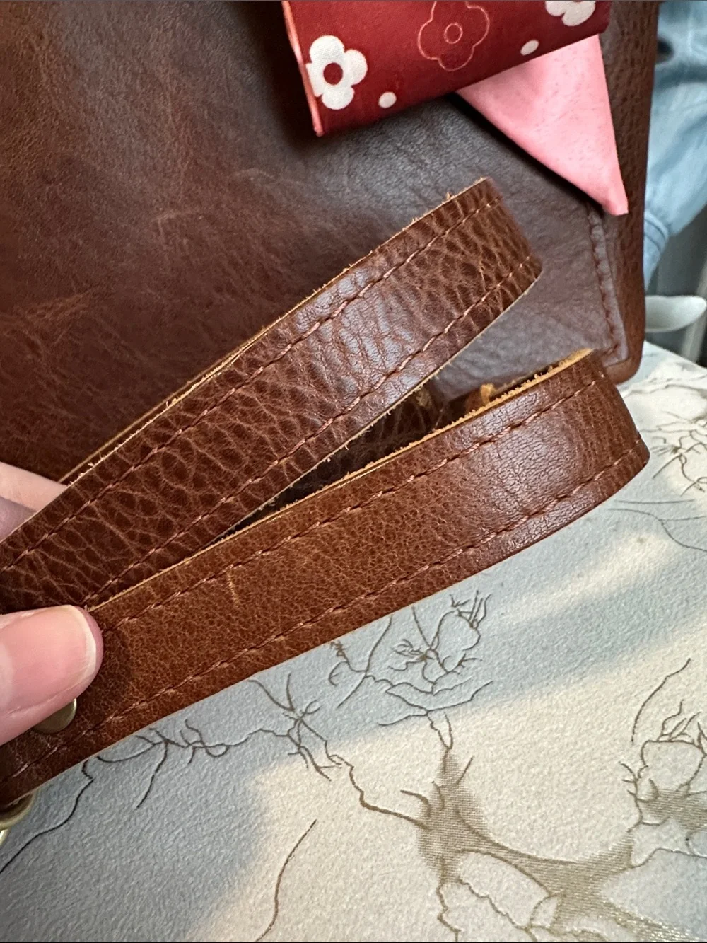 PLG mini crossbody tote Tamarindo or English tan - Picture 5 of 12